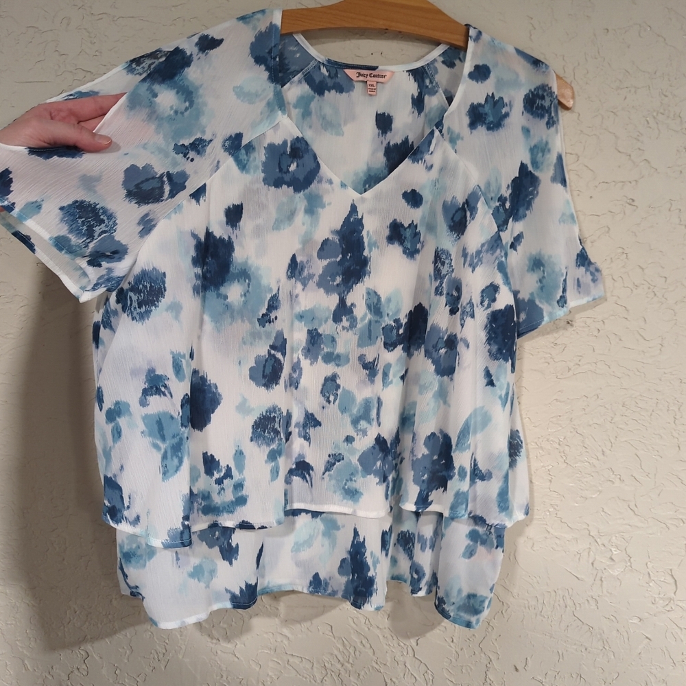Juicy Couture Blue & White Floral Cold Shoulder Shortsleeve Blouse - Women's XXL - Picture 7 of 14